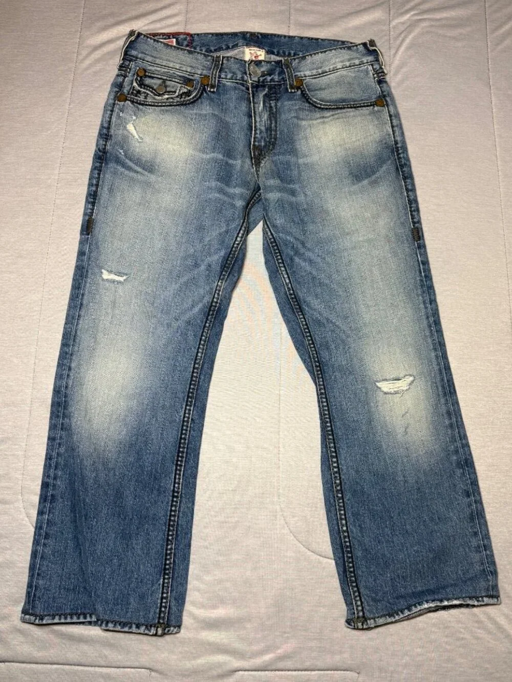 True Religion Mens Ricky Giant Big T Jeans Distressed Light Wash Denim SZ 33